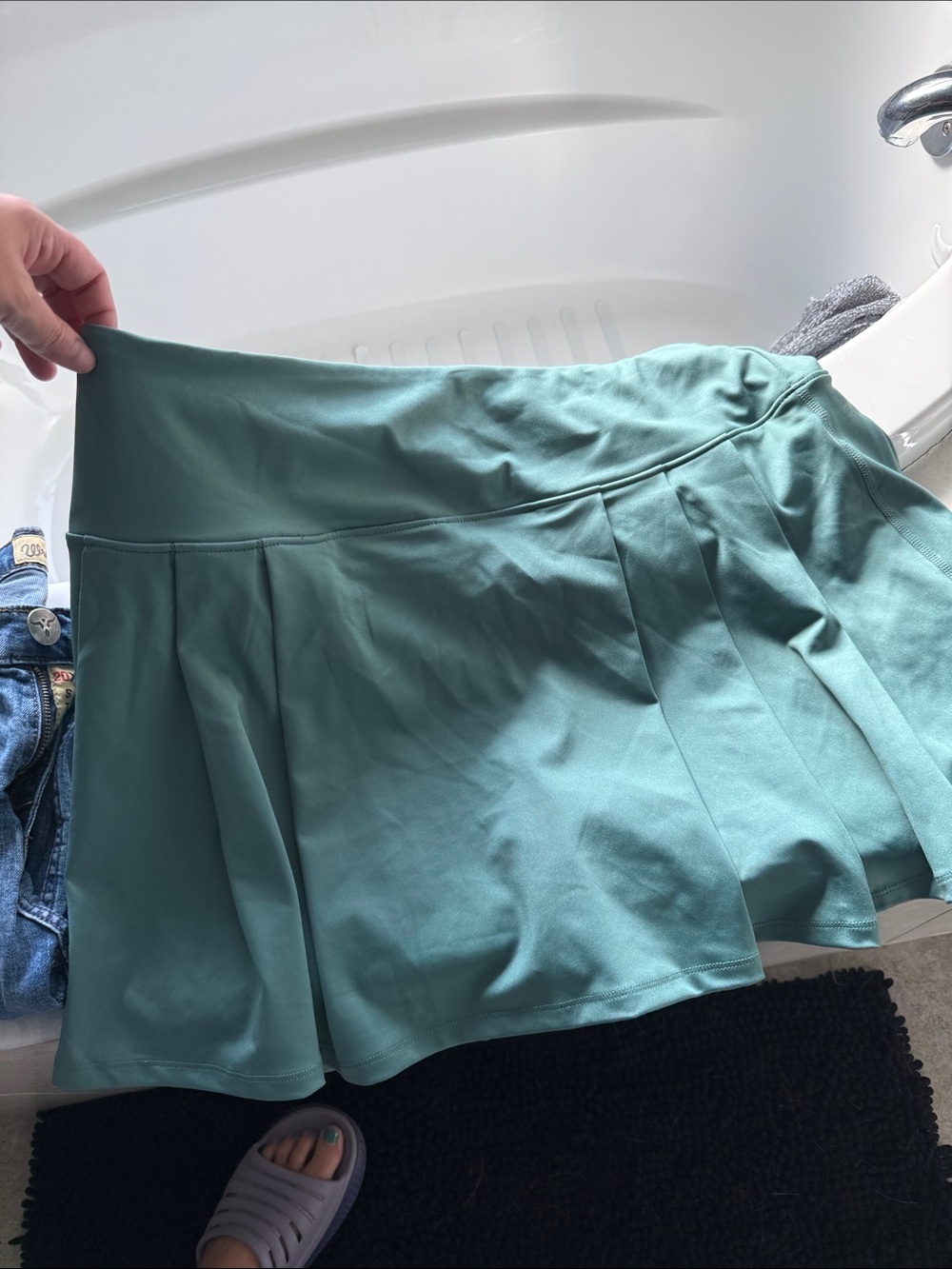 Freely Rave skort XL. Worn once. Teal